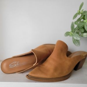 Sbicca Leather Heeled Mule/Clogs